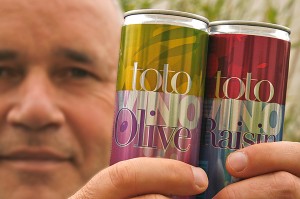 Packaging canettes Toto vino Névian Aude